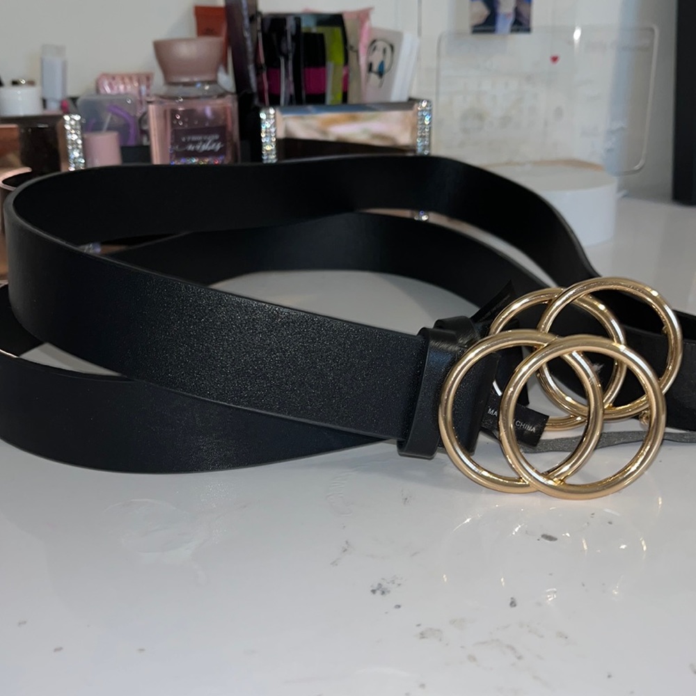 Selling 2 black belts, never worn only tried on but was too big on me.